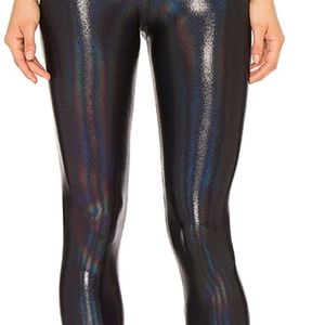 Onzie High Rise Legging S/M Black Halo